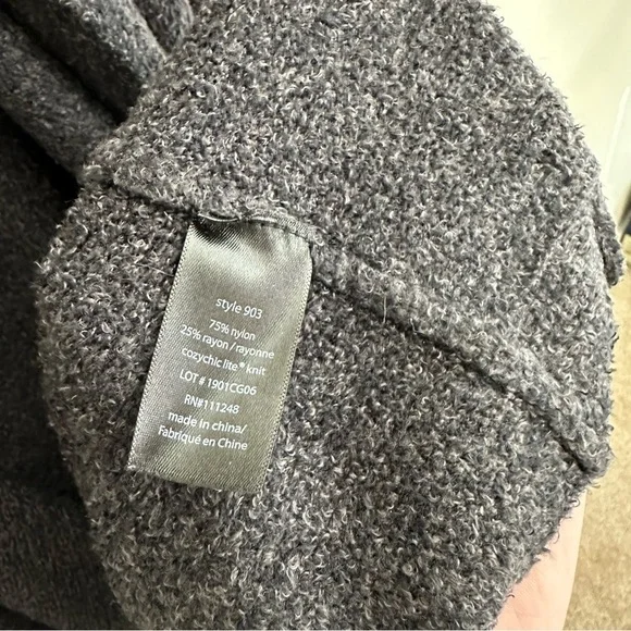 BAREFOOT DREAMS CozyChic Lite Island Wrap Grey Small Medium - Picture 7 of 13